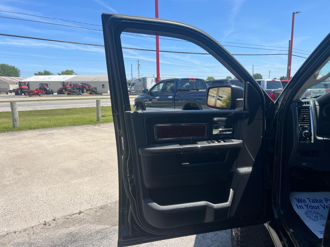 RAM 2500 4WD Crew Cab 149" Laramie 2011