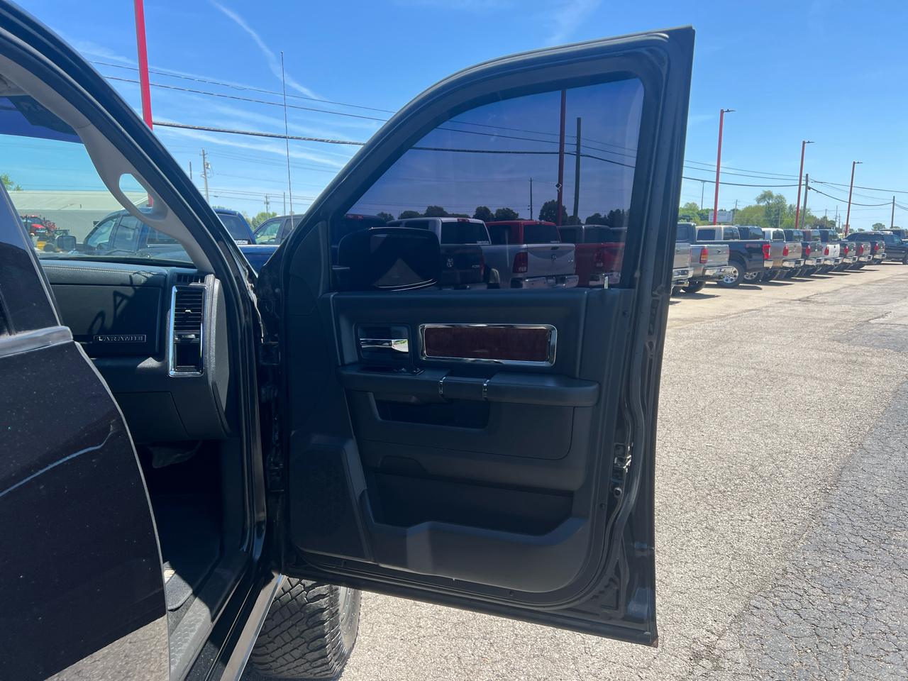 RAM 2500 4WD Crew Cab 149" Laramie 2011