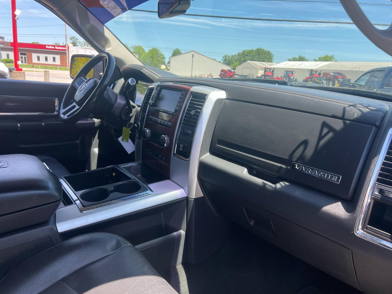 RAM 2500 4WD Crew Cab 149" Laramie 2011