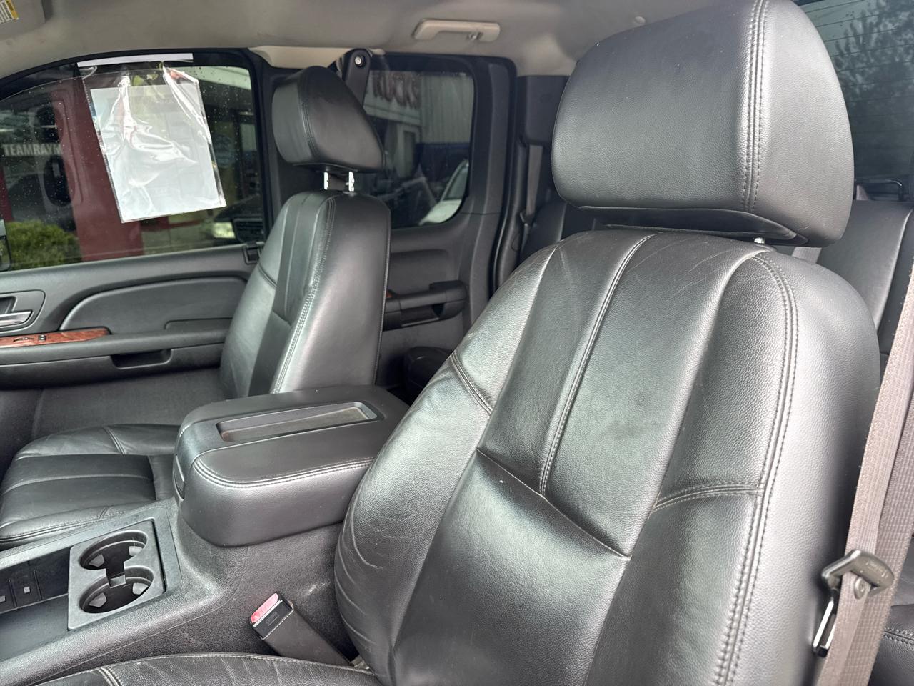 Chevrolet Silverado 2500HD 4WD Ext Cab 143.5" LT w/1LT 2008