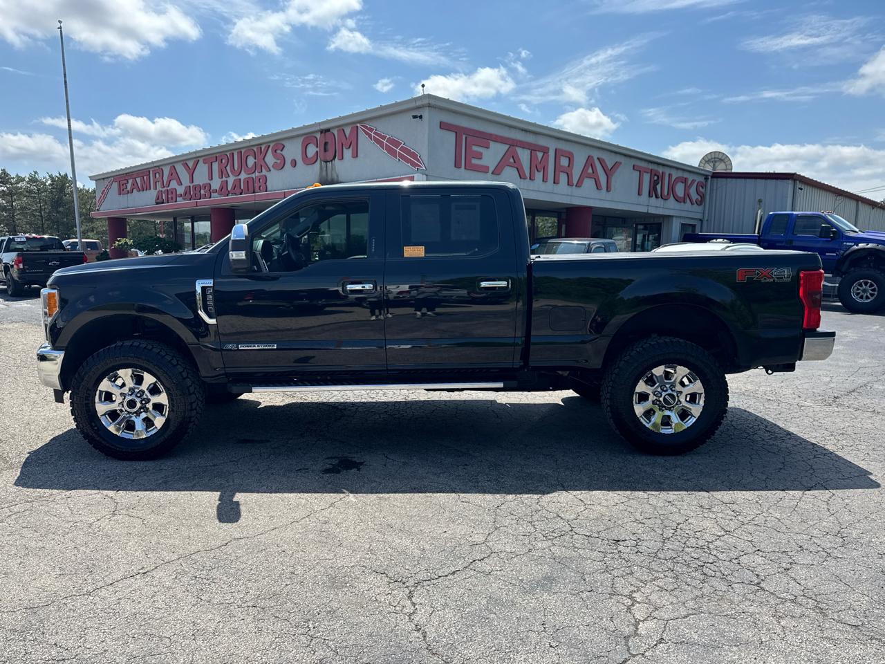 Ford Super Duty F-250 SRW Lariat 4WD Crew Cab 6.75' Box 2017