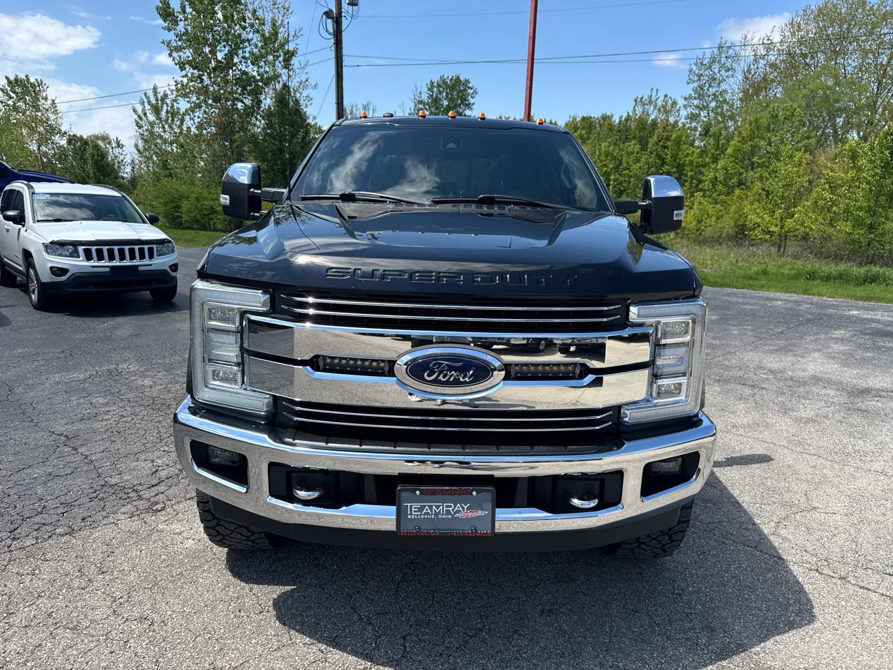 Ford Super Duty F-250 SRW Lariat 4WD Crew Cab 6.75' Box 2017