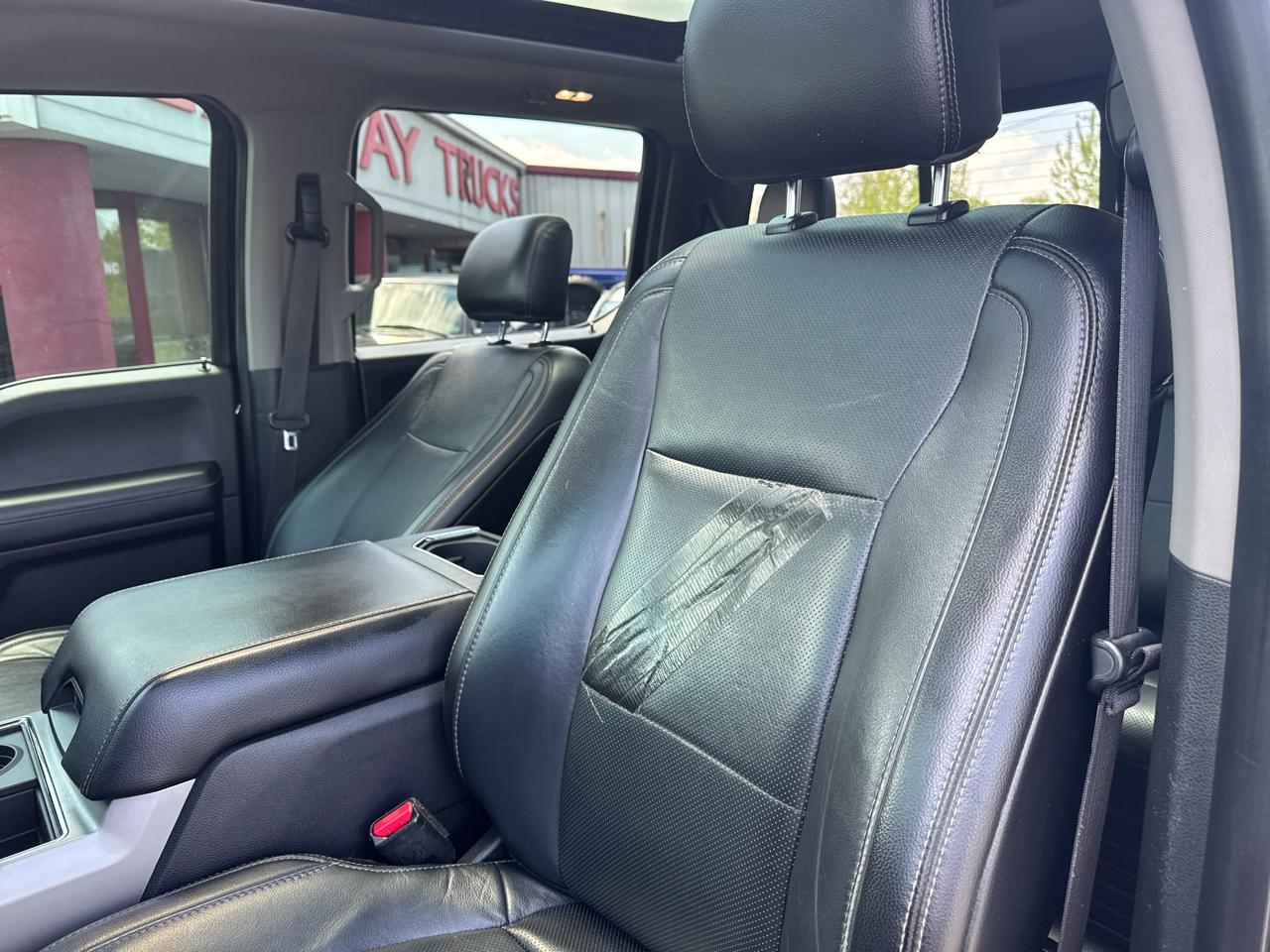 Ford Super Duty F-250 SRW Lariat 4WD Crew Cab 6.75' Box 2017