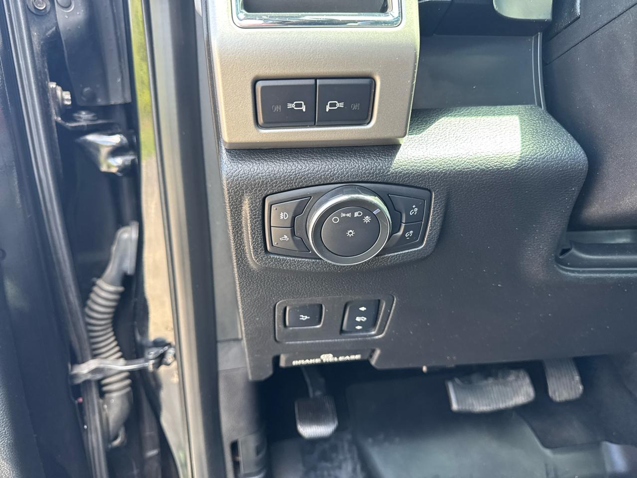 Ford Super Duty F-250 SRW Lariat 4WD Crew Cab 6.75' Box 2017