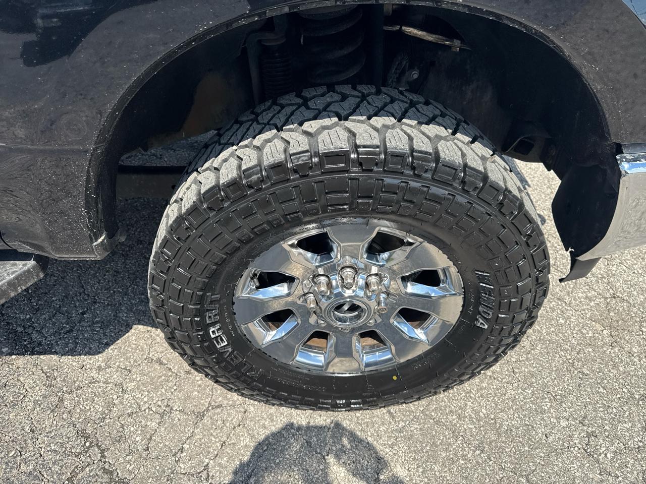 Ford Super Duty F-250 SRW Lariat 4WD Crew Cab 6.75' Box 2017