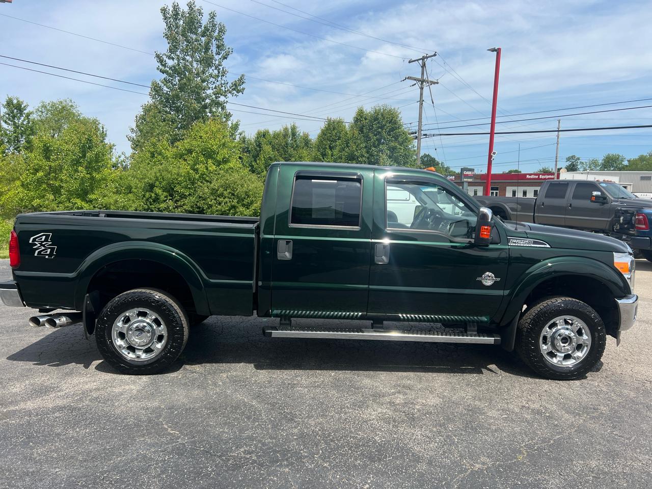Ford Super Duty F-250 SRW 4WD Crew Cab 156" Lariat 2016