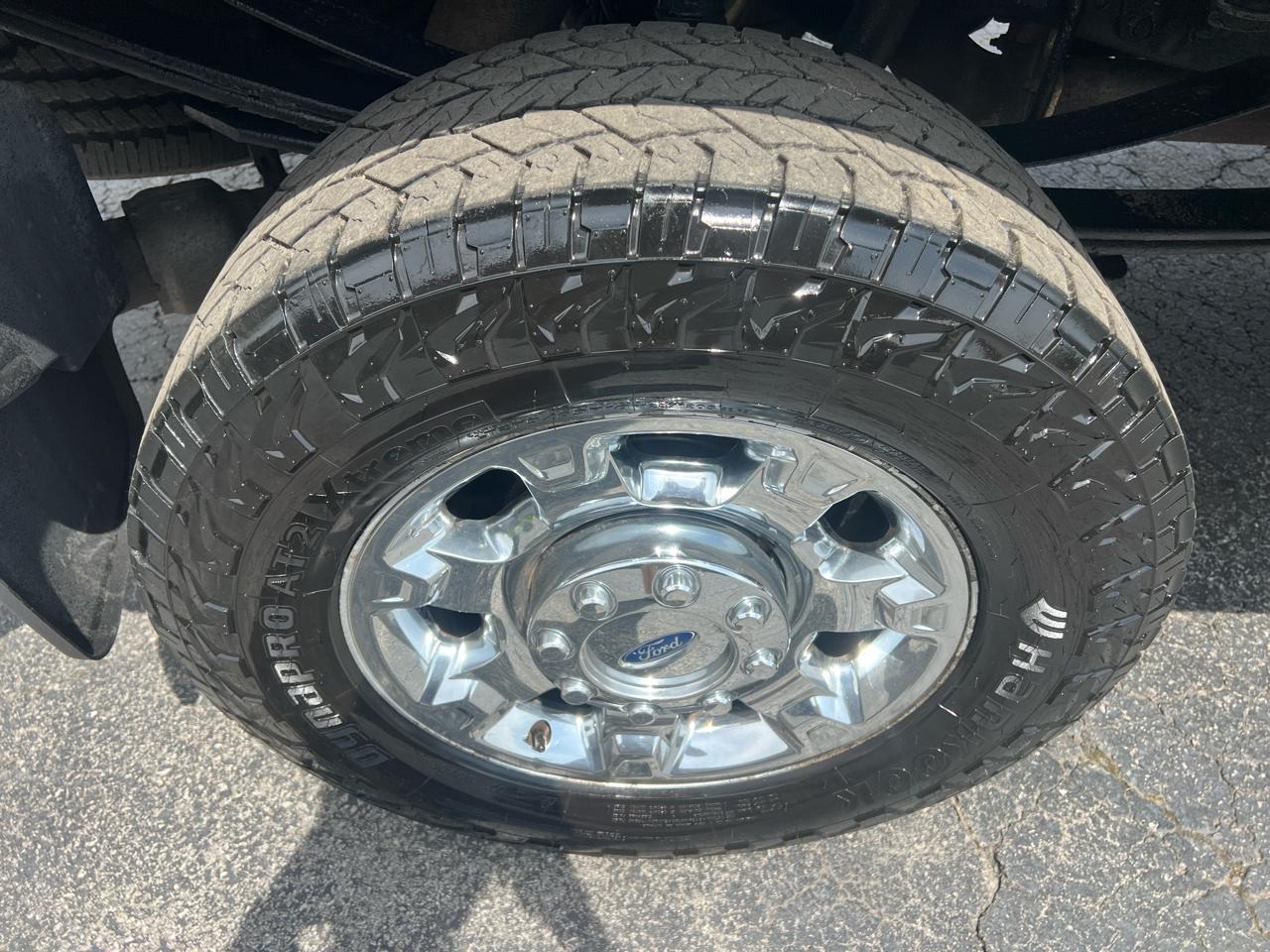 Ford Super Duty F-250 SRW 4WD Crew Cab 156" Lariat 2016