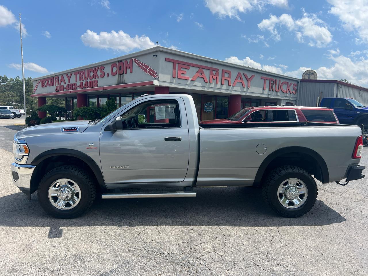 RAM 3500 Tradesman 4x4 Reg Cab 8' Box 2020