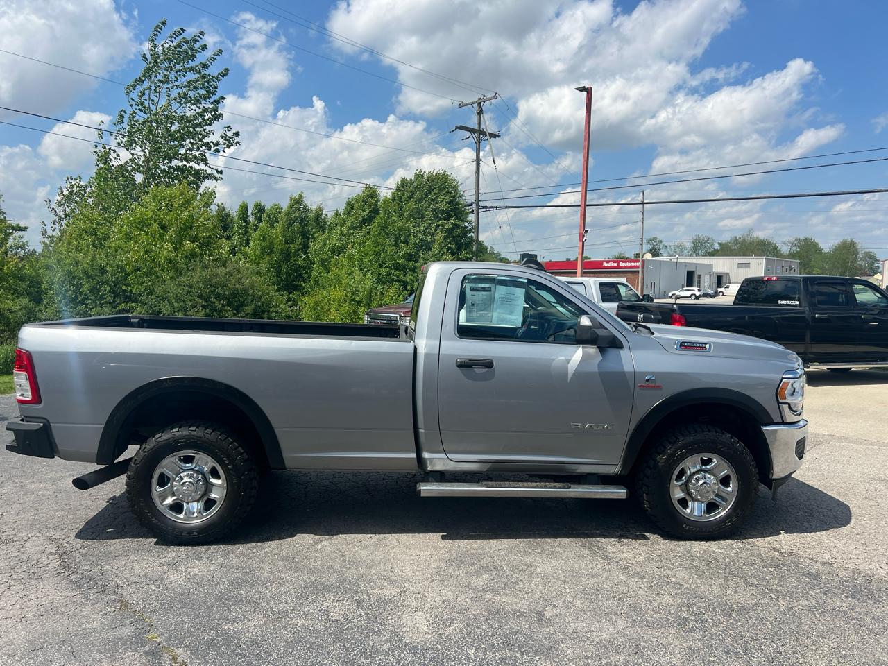 RAM 3500 Tradesman 4x4 Reg Cab 8' Box 2020