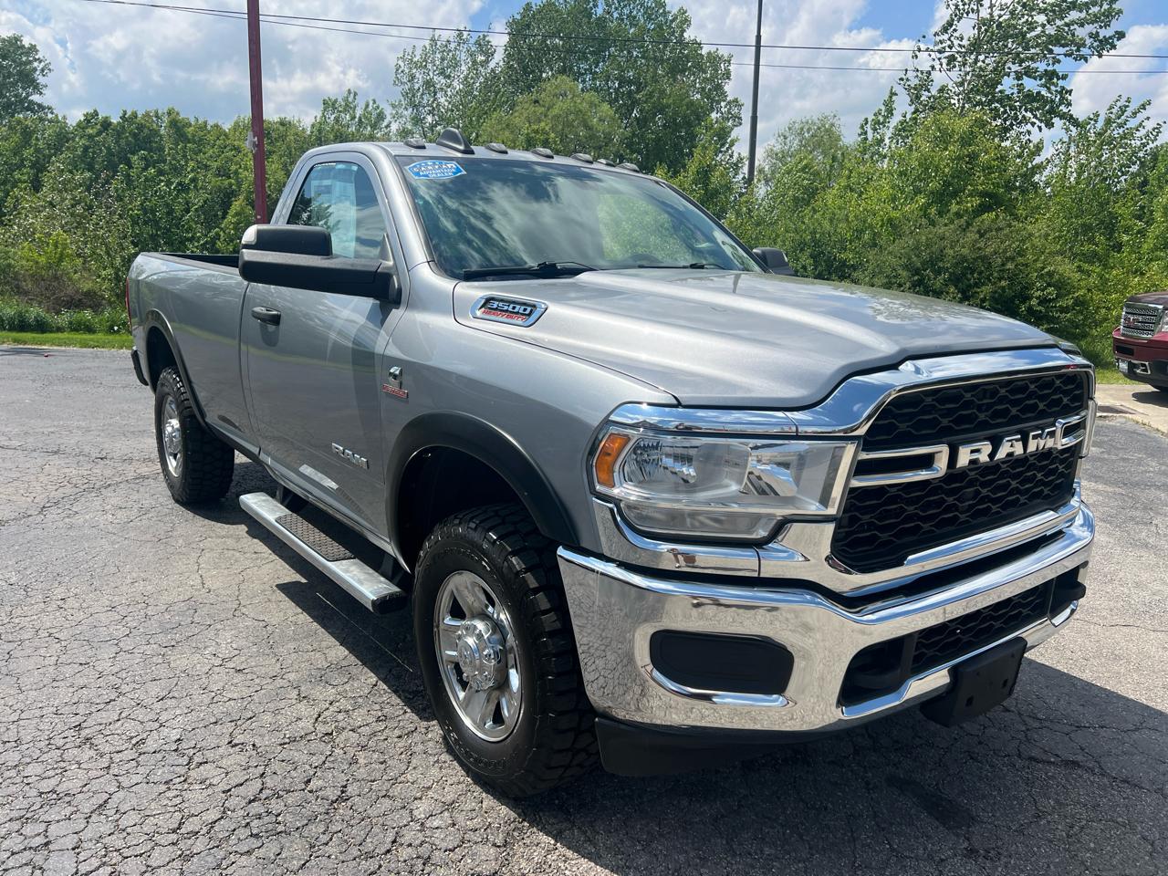RAM 3500 Tradesman 4x4 Reg Cab 8' Box 2020