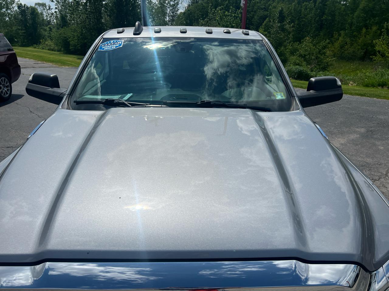 RAM 3500 Tradesman 4x4 Reg Cab 8' Box 2020