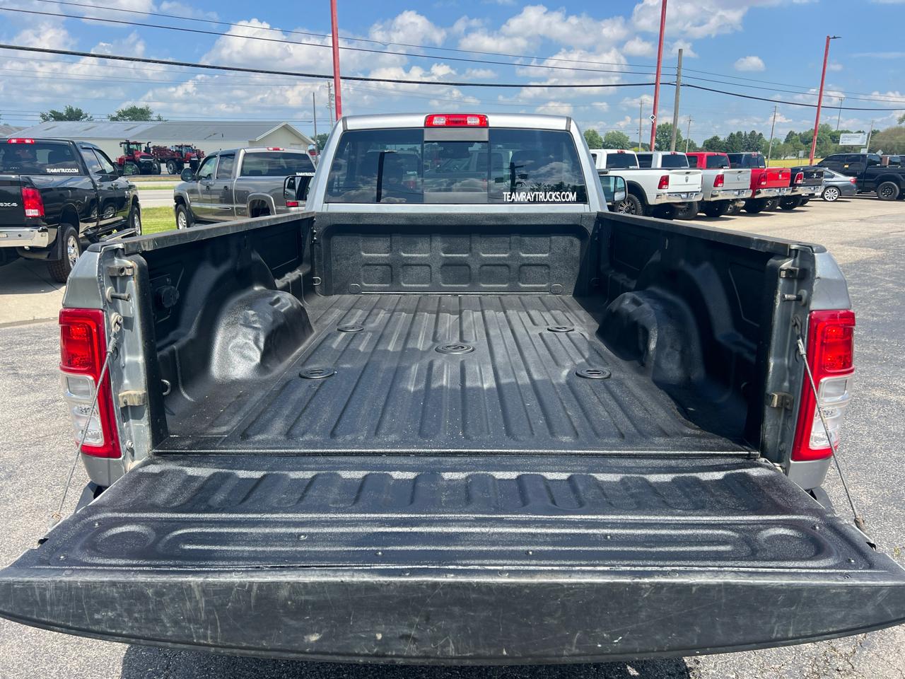 RAM 3500 Tradesman 4x4 Reg Cab 8' Box 2020