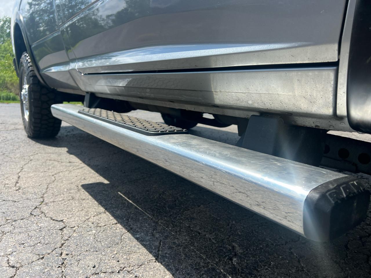 RAM 3500 Tradesman 4x4 Reg Cab 8' Box 2020