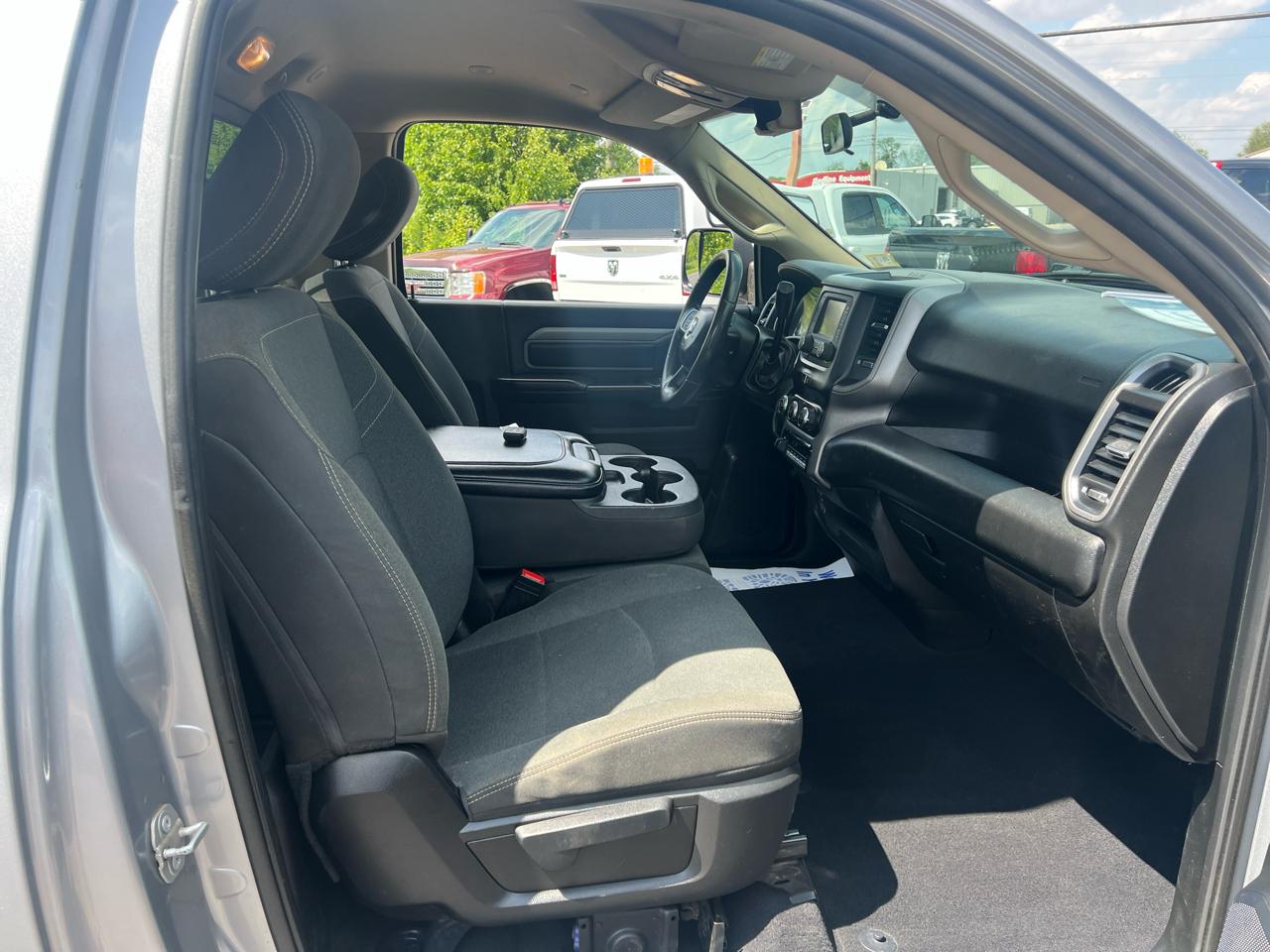 RAM 3500 Tradesman 4x4 Reg Cab 8' Box 2020