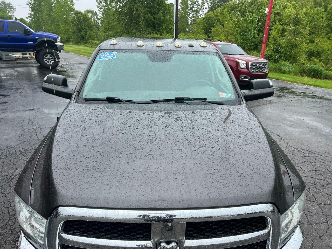 RAM 3500 Tradesman 4x4 Crew Cab 6'4" Box 2018