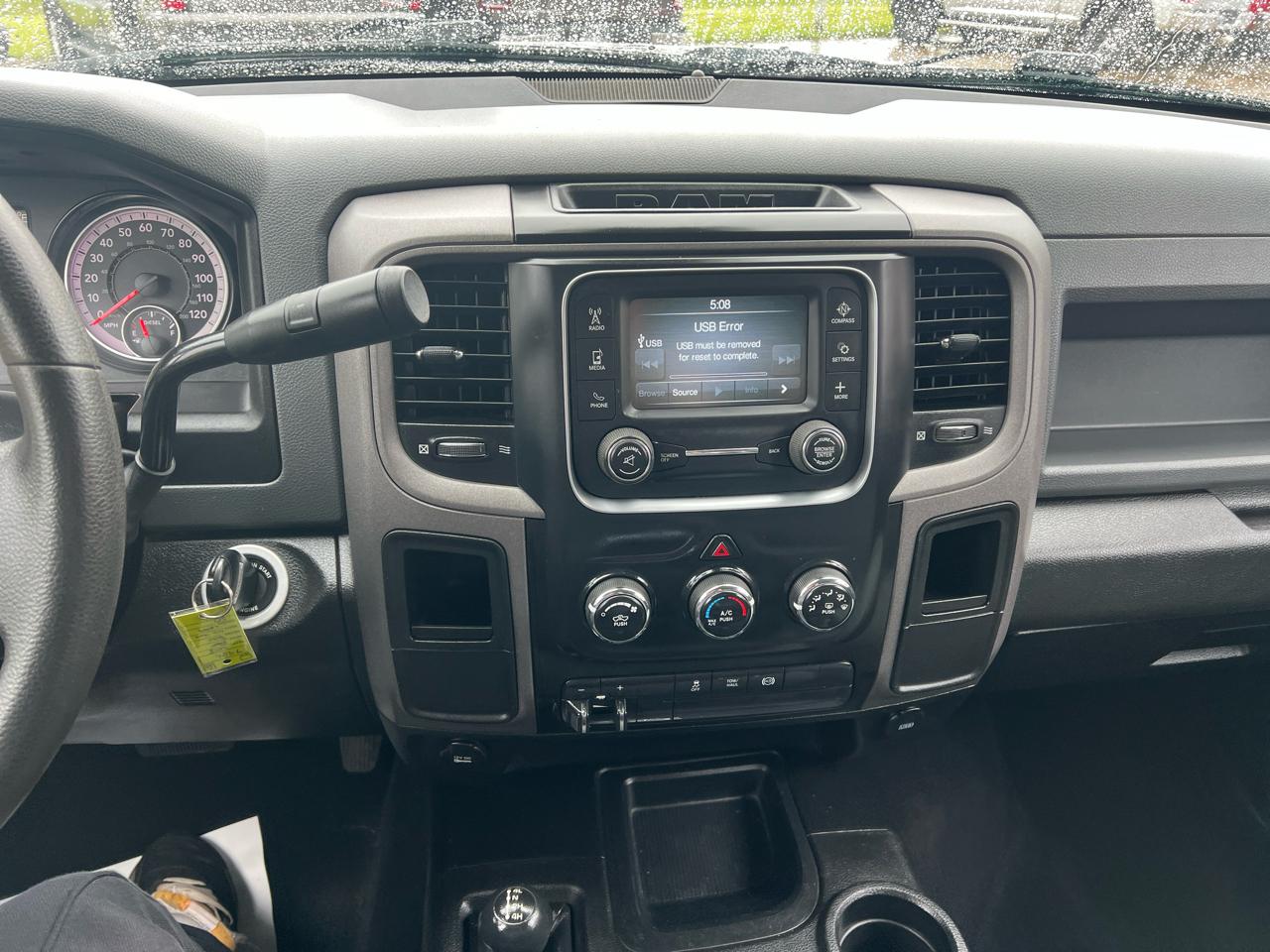 RAM 3500 Tradesman 4x4 Crew Cab 6'4" Box 2018