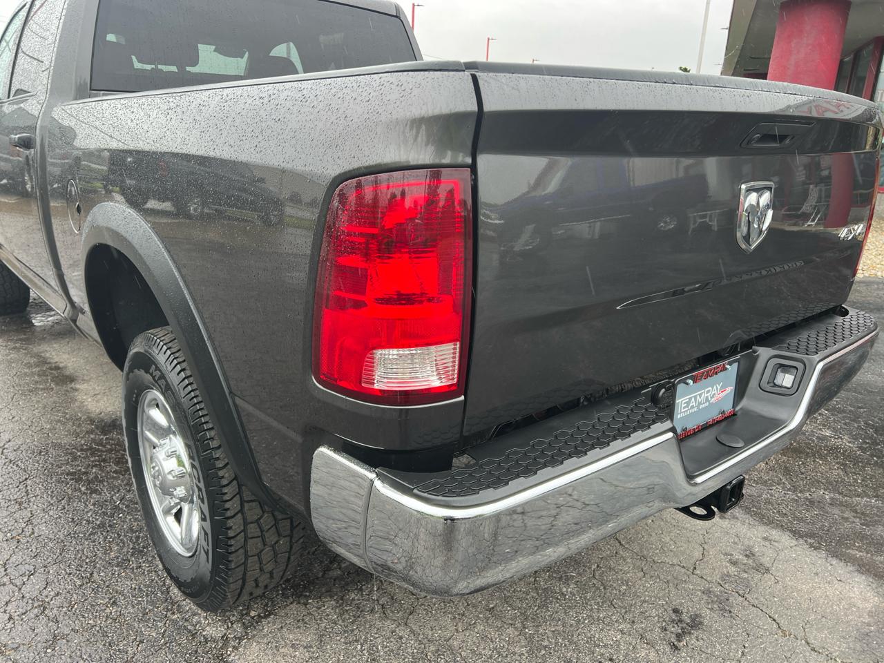 RAM 3500 Tradesman 4x4 Crew Cab 6'4" Box 2018