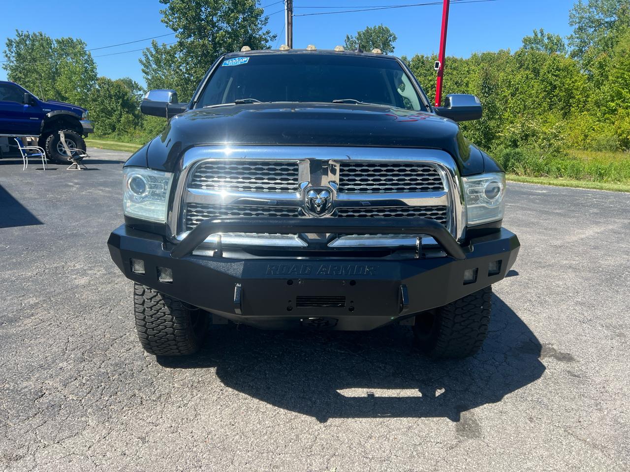 RAM 2500 4WD Mega Cab 160.5" Laramie 2014