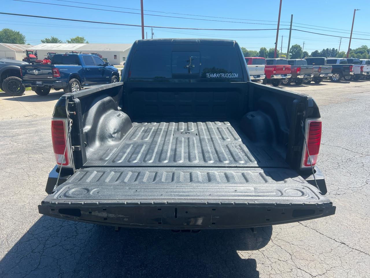 RAM 2500 4WD Mega Cab 160.5" Laramie 2014