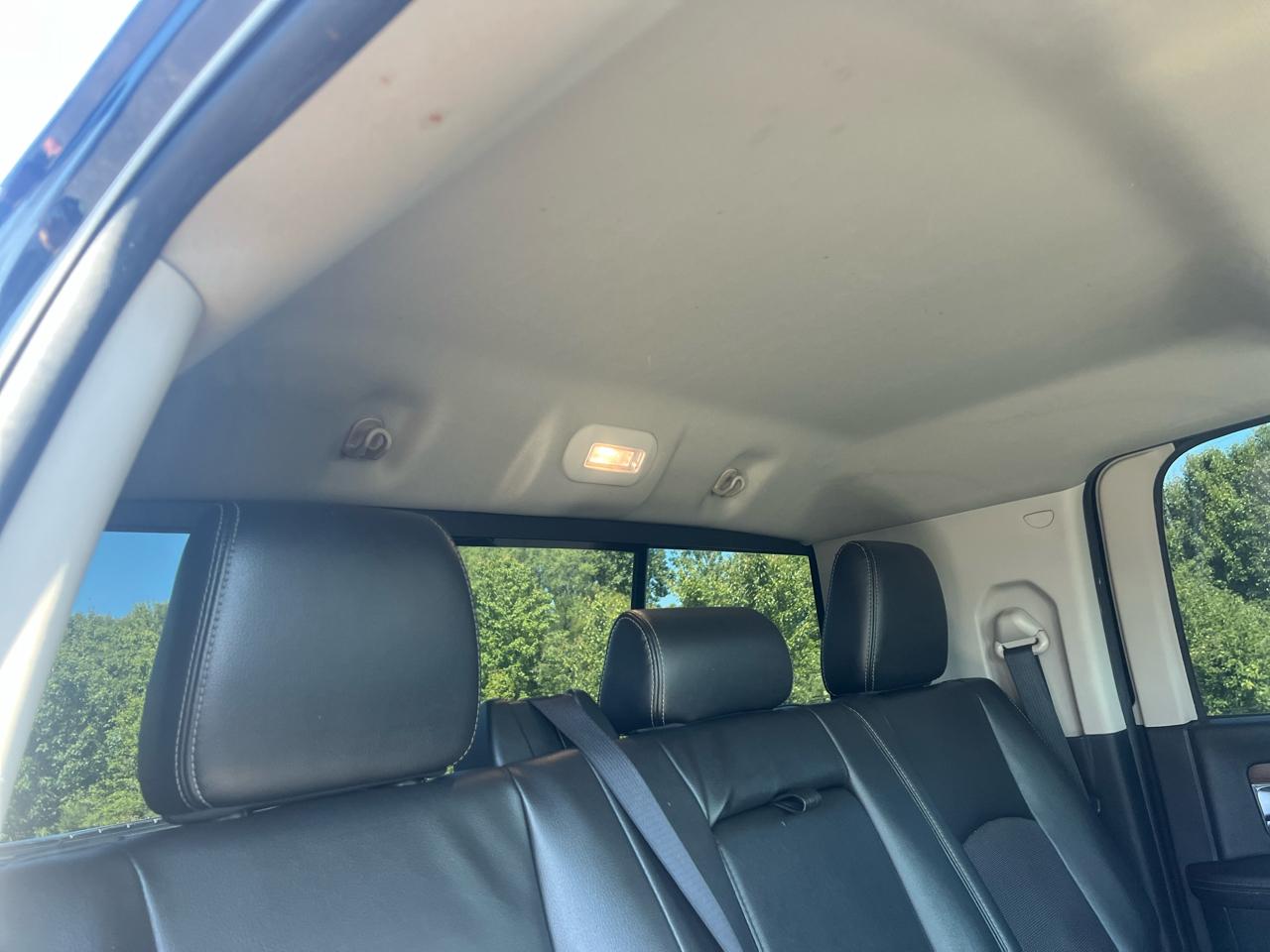 RAM 2500 4WD Mega Cab 160.5" Laramie 2014