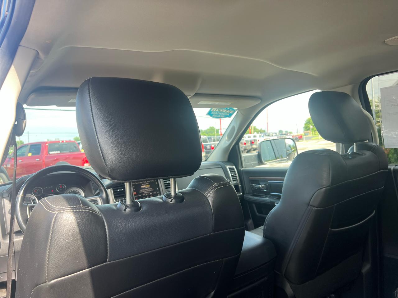 RAM 3500 4WD Crew Cab 149" Laramie 2014