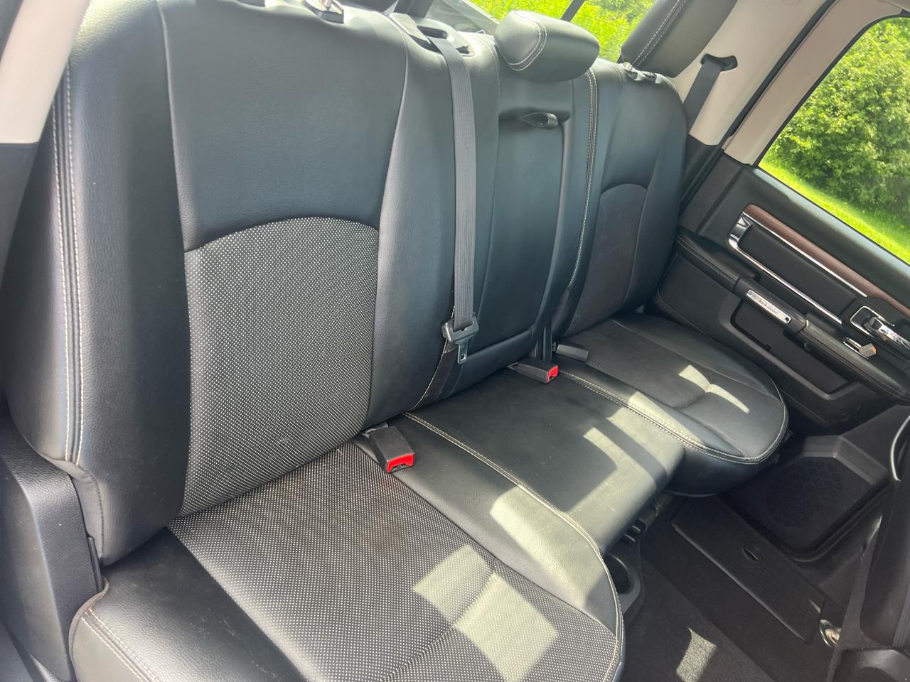 RAM 3500 4WD Crew Cab 149" Laramie 2014