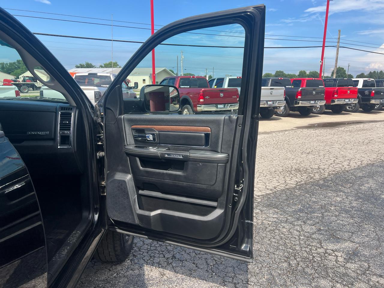 RAM 3500 4WD Crew Cab 149" Laramie 2014