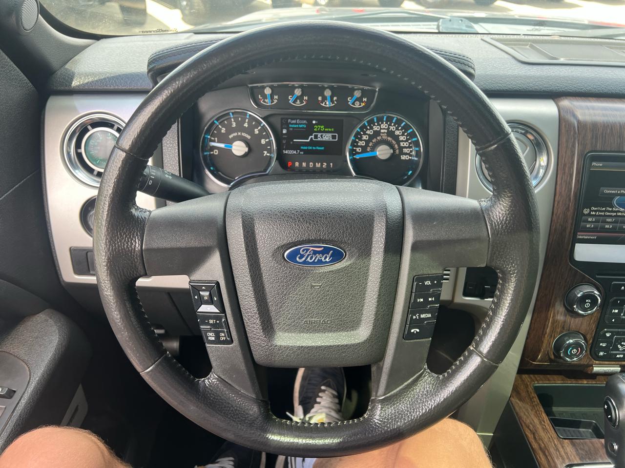 Ford F-150 4WD SuperCrew 145" Lariat 2014
