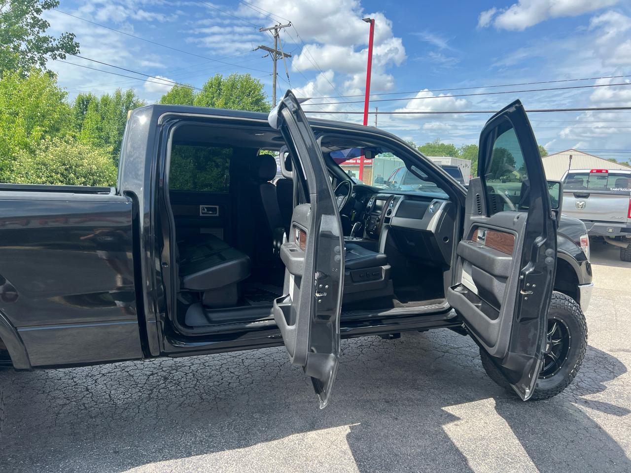 Ford F-150 4WD SuperCrew 145" Lariat 2014