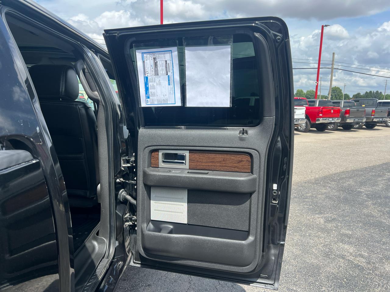 Ford F-150 4WD SuperCrew 145" Lariat 2014