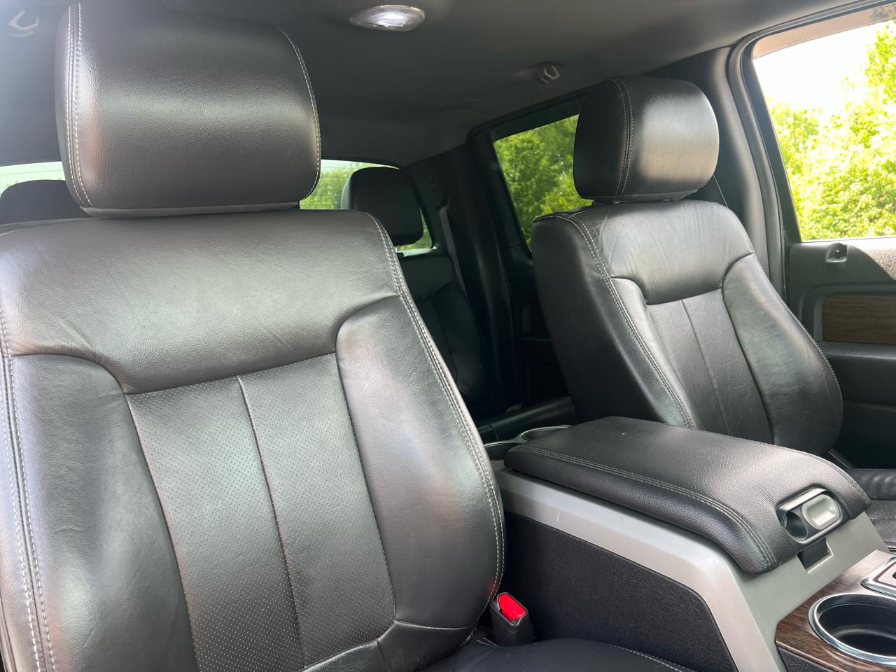 Ford F-150 4WD SuperCrew 145" Lariat 2014