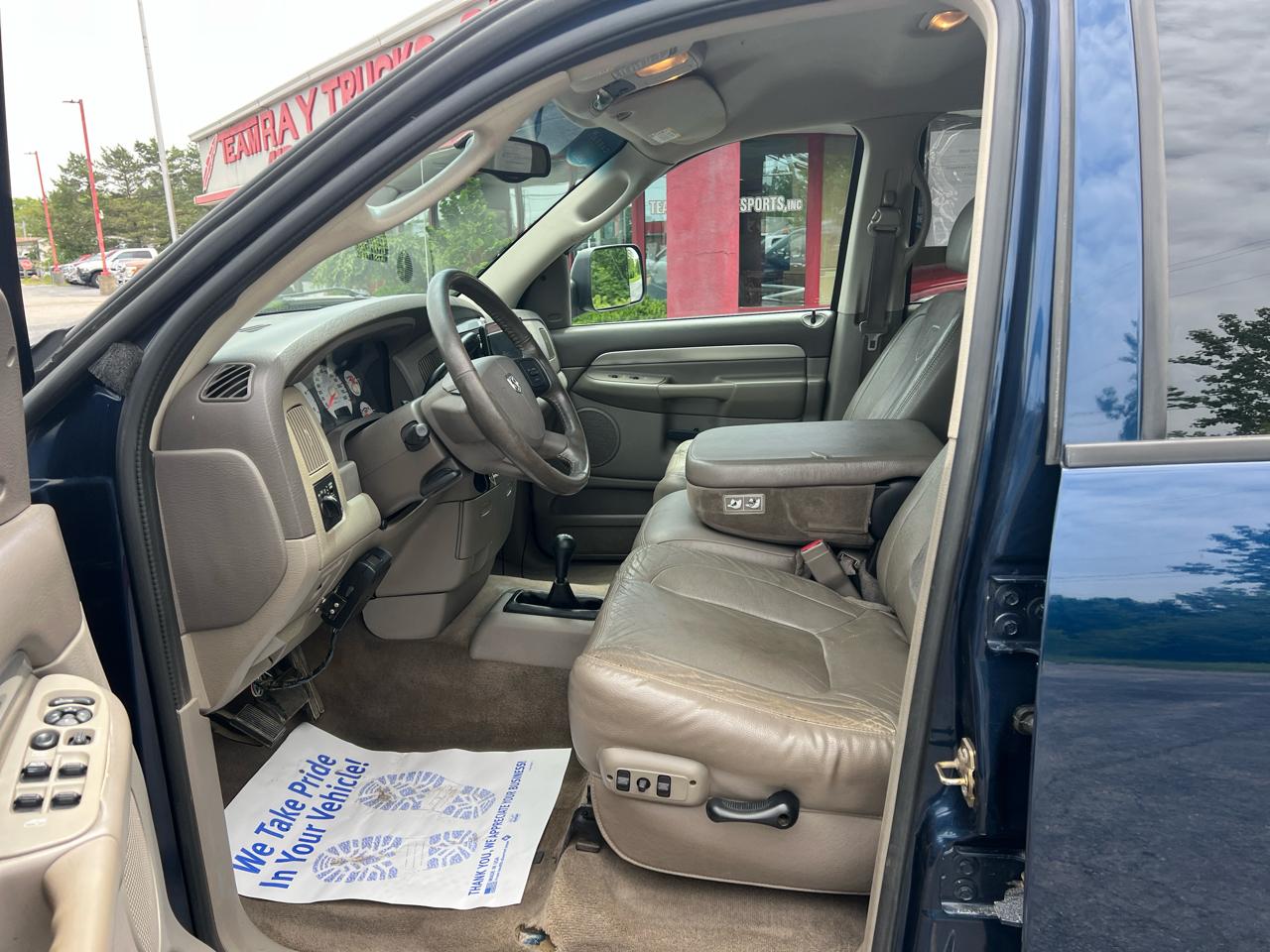 Dodge Ram 2500 4dr Quad Cab 140.5" WB 4WD SLT 2004