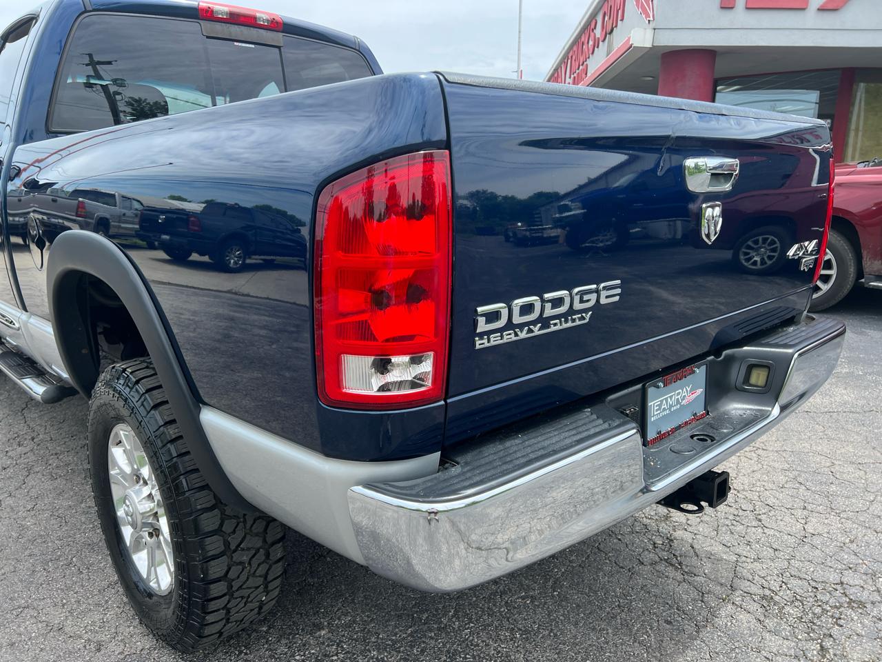 Dodge Ram 2500 4dr Quad Cab 140.5" WB 4WD SLT 2004