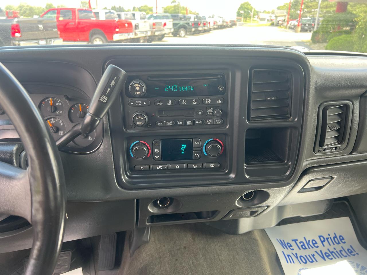 Chevrolet Silverado 2500HD Crew Cab 153" WB 4WD LS 2004