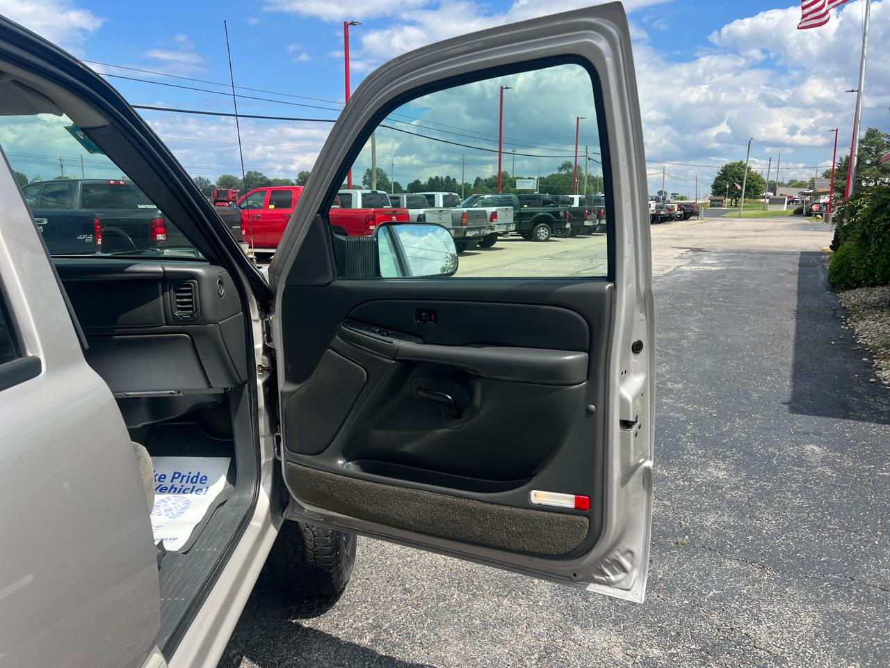 Chevrolet Silverado 2500HD Crew Cab 153" WB 4WD LS 2004