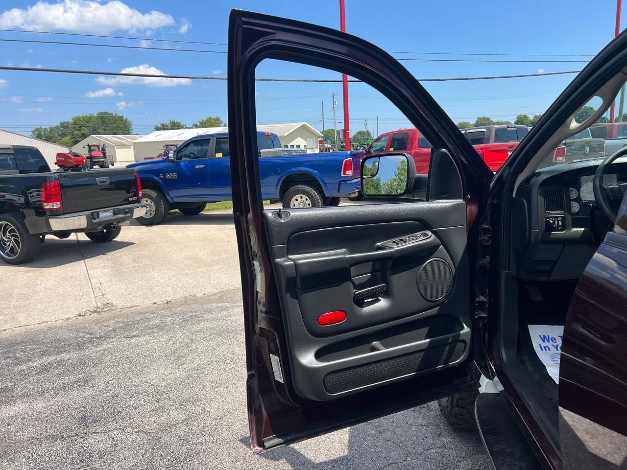 Dodge Ram 2500 4dr Quad Cab 160.5" WB 4WD SLT 2005