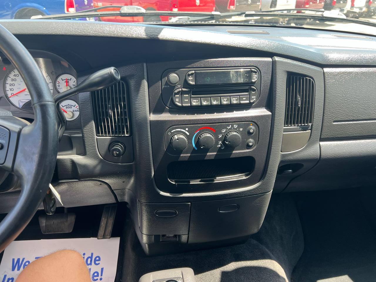 Dodge Ram 2500 4dr Quad Cab 160.5" WB 4WD SLT 2005