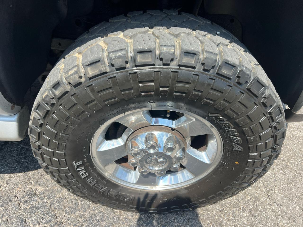 Dodge Ram 2500 4dr Quad Cab 160.5" WB 4WD SLT 2005