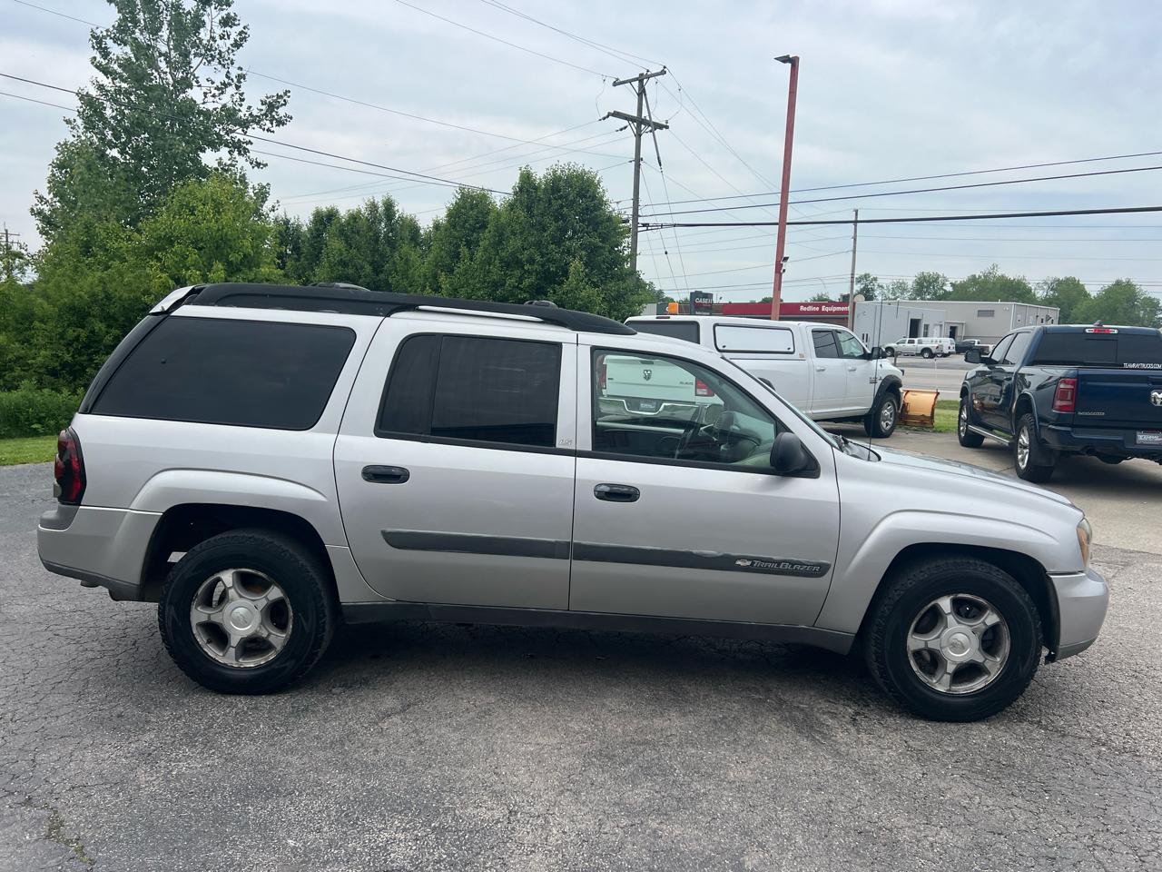 Chevrolet TrailBlazer 4dr 4WD EXT LS 2004