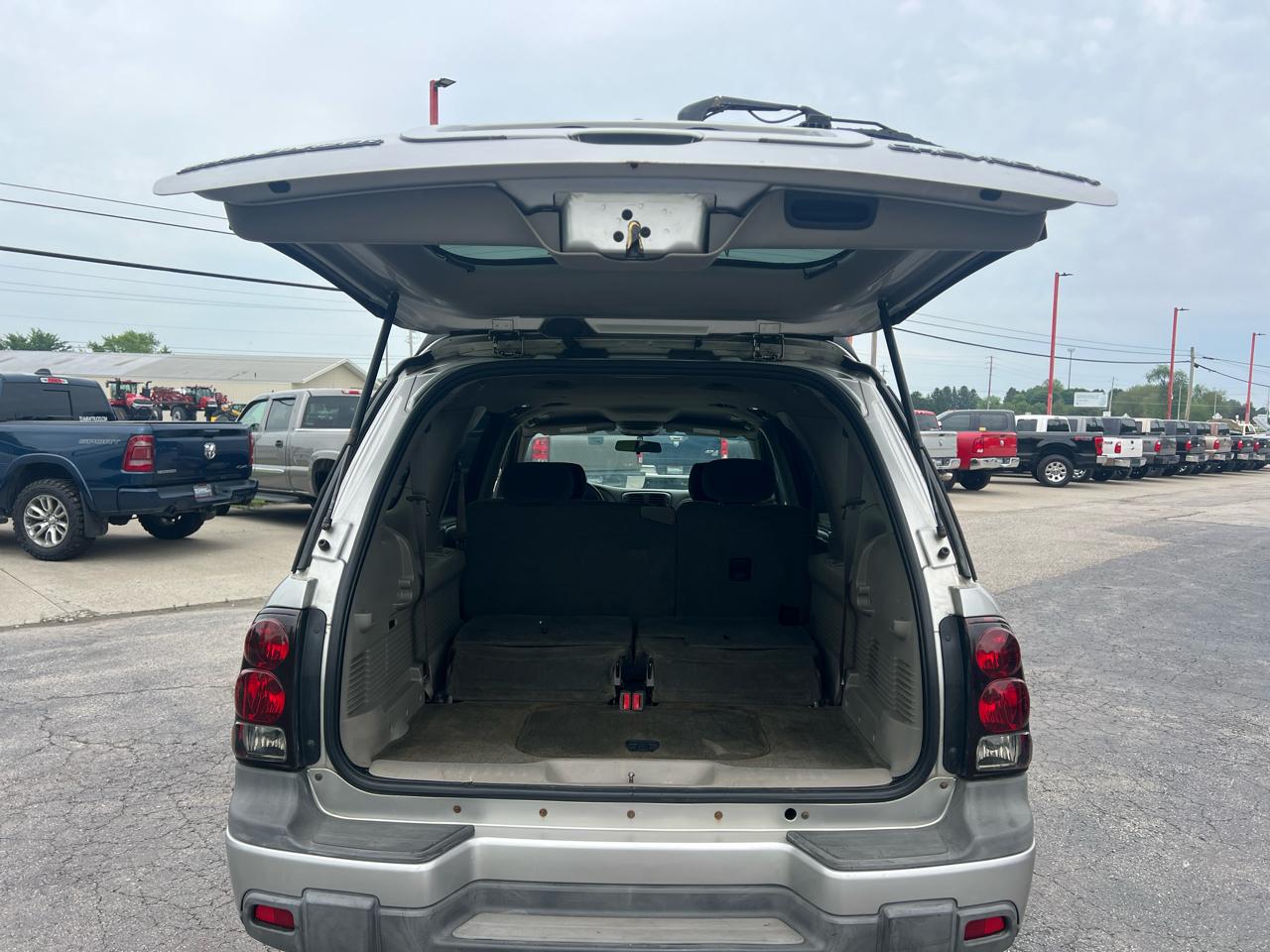 Chevrolet TrailBlazer 4dr 4WD EXT LS 2004
