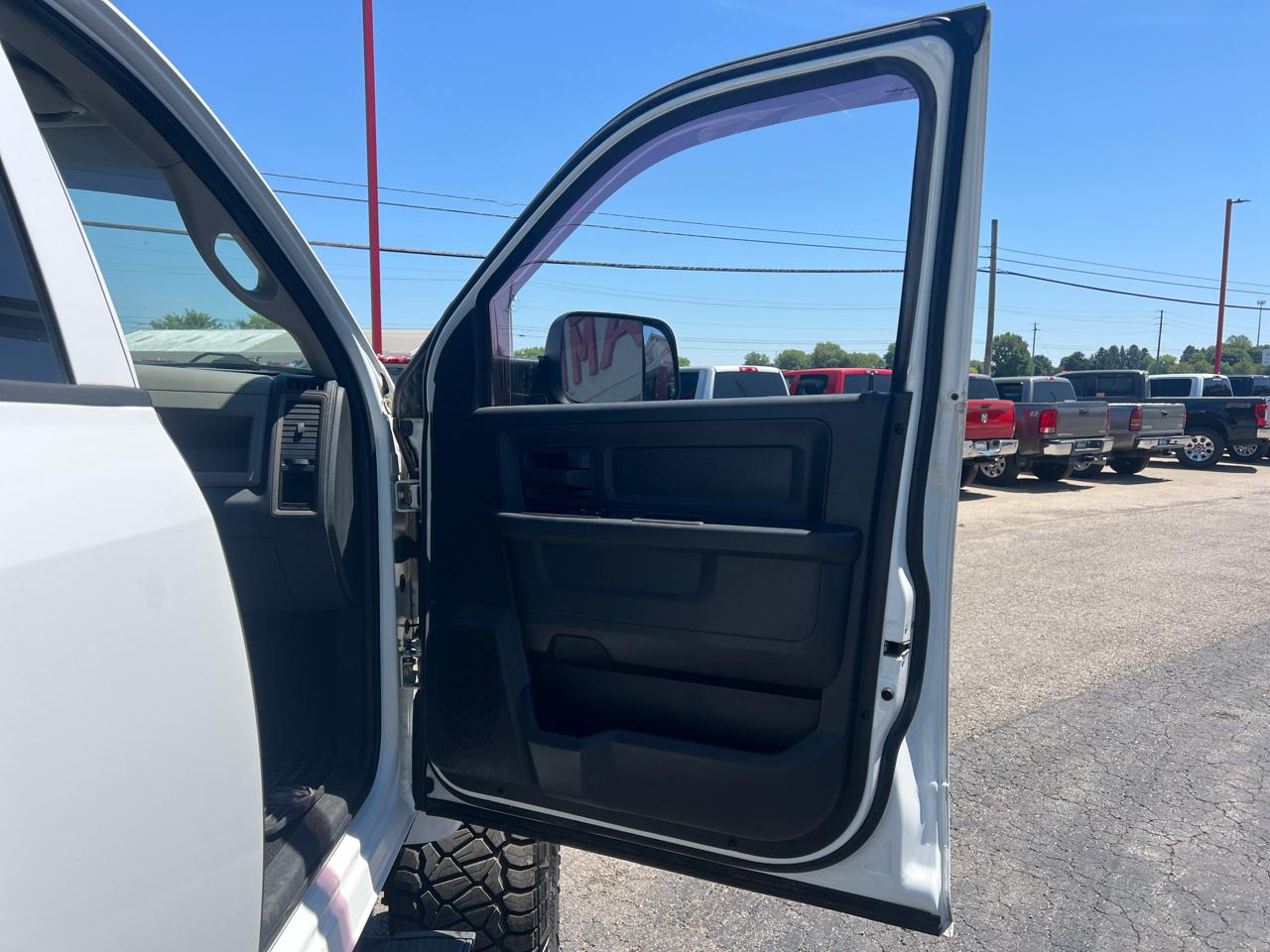 RAM 2500 4WD Crew Cab 149" ST 2012