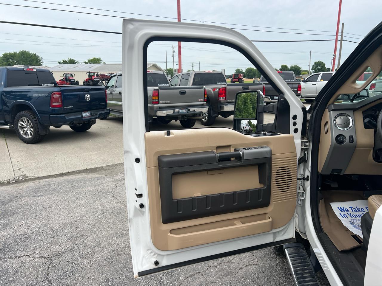 Ford Super Duty F-250 SRW 4WD Crew Cab 156" Lariat 2013