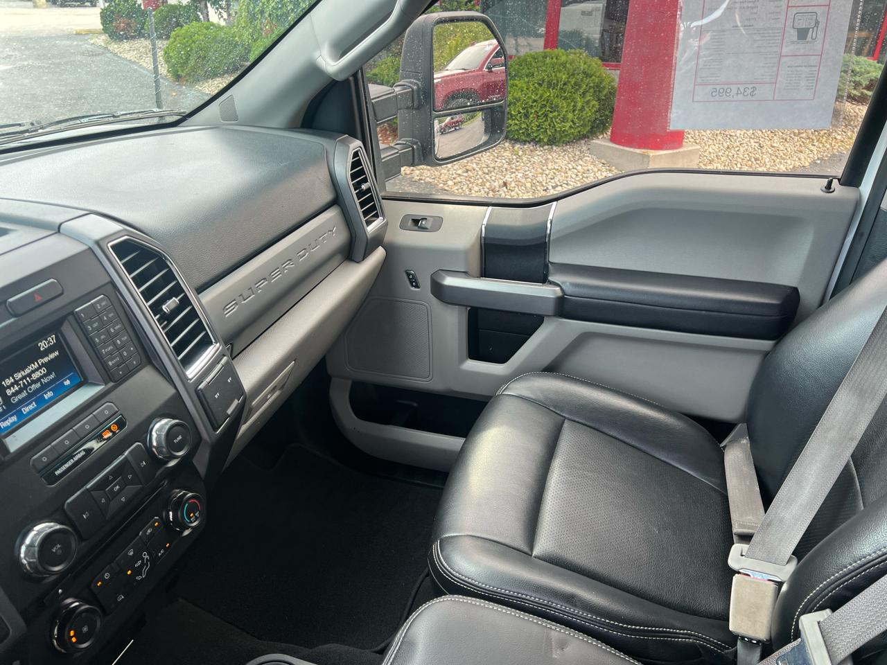Ford Super Duty F-250 SRW XLT 4WD Crew Cab 6.75' Box 2018