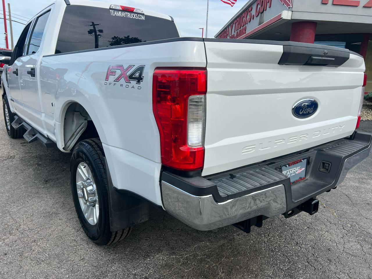 Ford Super Duty F-250 SRW XLT 4WD Crew Cab 6.75' Box 2018