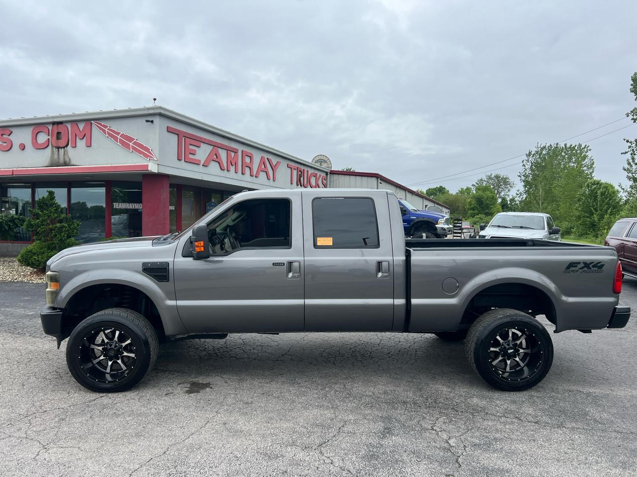 Ford Super Duty F-250 SRW 4WD Crew Cab 156" Lariat 2010