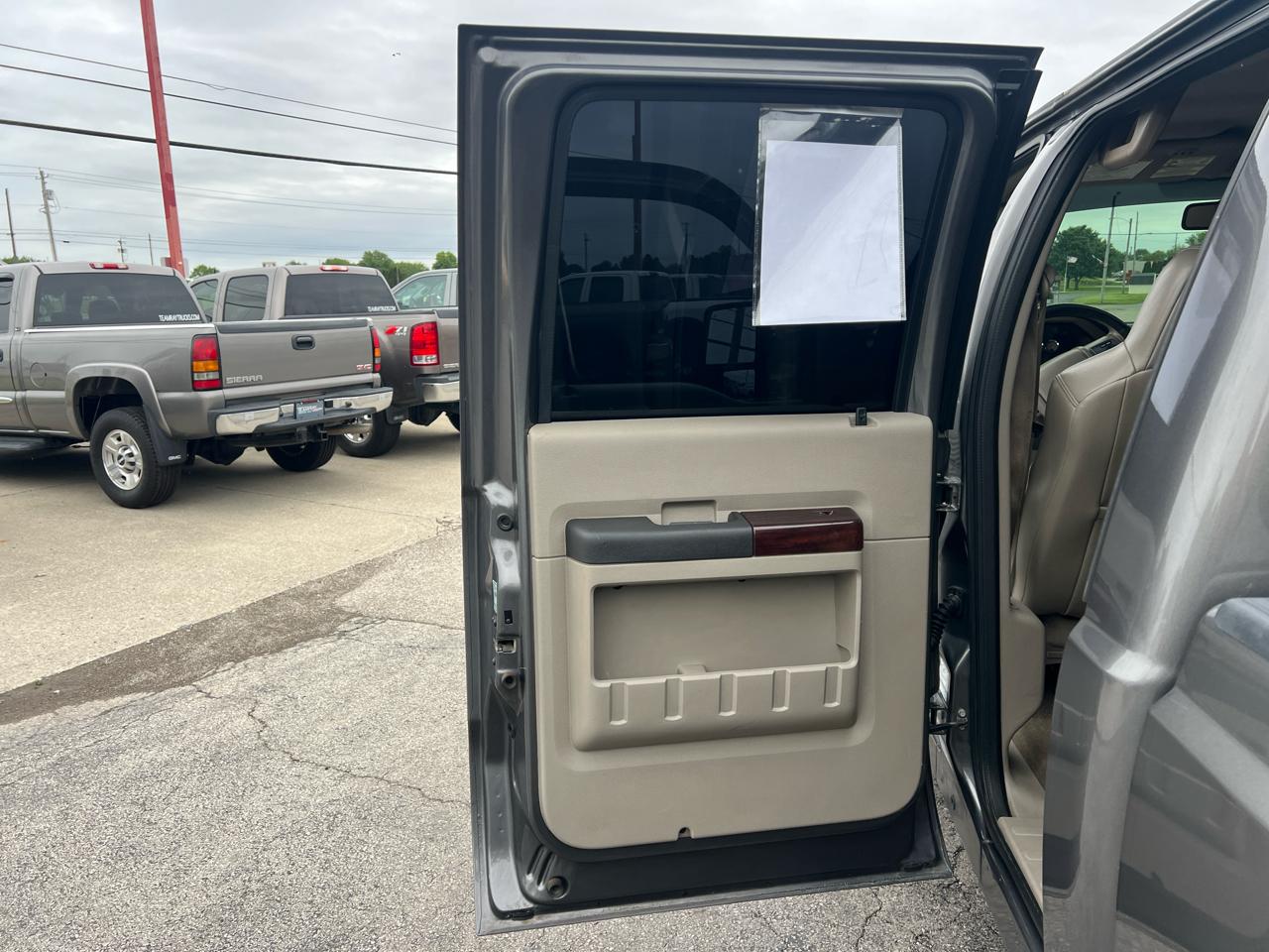 Ford Super Duty F-250 SRW 4WD Crew Cab 156" Lariat 2010