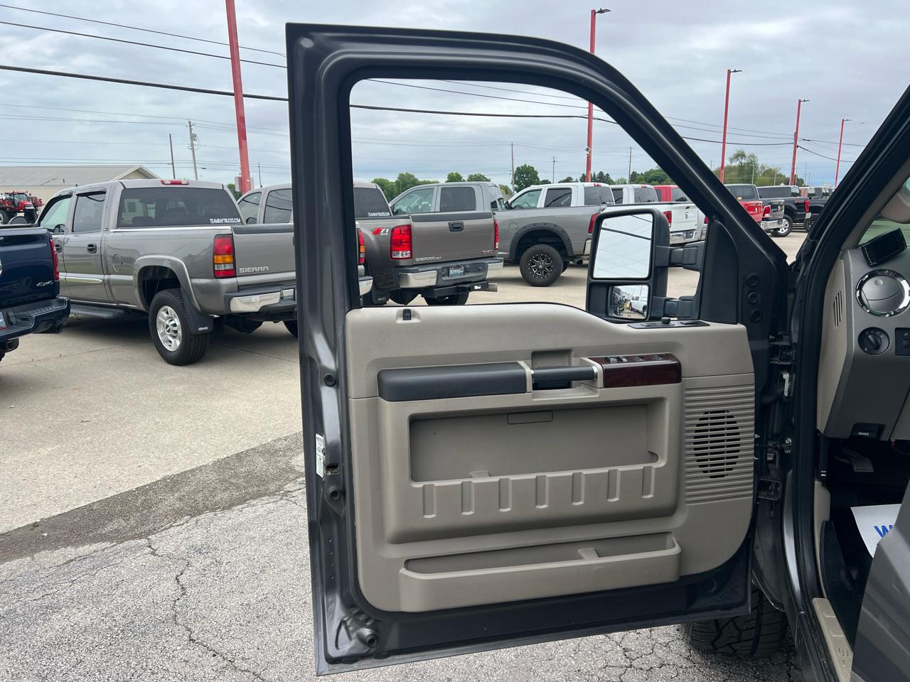 Ford Super Duty F-250 SRW 4WD Crew Cab 156" Lariat 2010