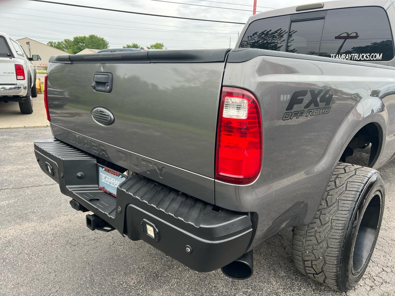 Ford Super Duty F-250 SRW 4WD Crew Cab 156" Lariat 2010