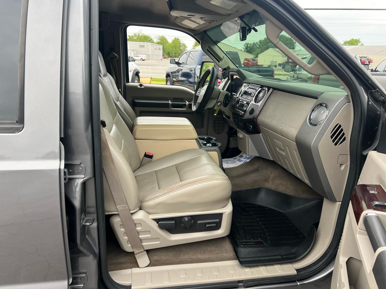 Ford Super Duty F-250 SRW 4WD Crew Cab 156" Lariat 2010