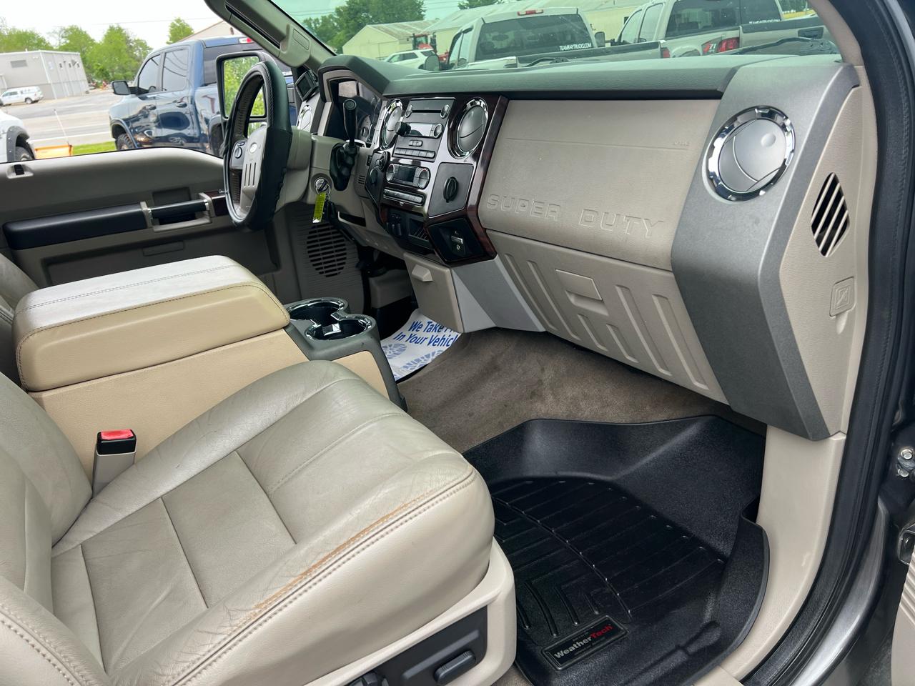 Ford Super Duty F-250 SRW 4WD Crew Cab 156" Lariat 2010